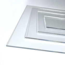 Plaque Plexigglas 4 mm. Feuille de verre acrylique. Plexigglas transparent.  Verre synthétique. Plaque PMMA XT. Plexigglas